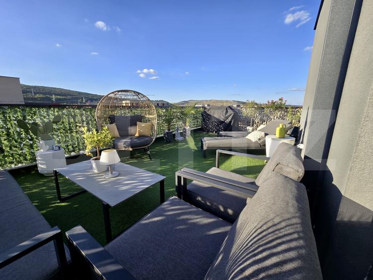Penthouse de vanzare, 120 mp + 60 mp terasa, zona Unirii