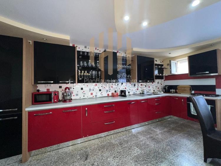 Casă Tăutii de Sus ,la drum principal pozitie excelentă ,462 mp teren - 17