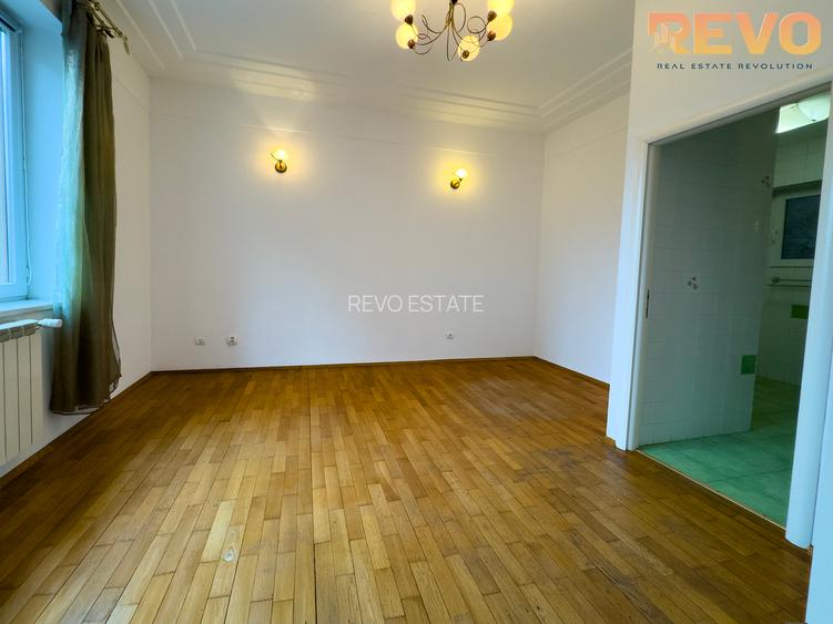 Victoriei -  Berzei |Vilă interbelică | 5 camere | 190mp | Curte | Comision 0% - 16