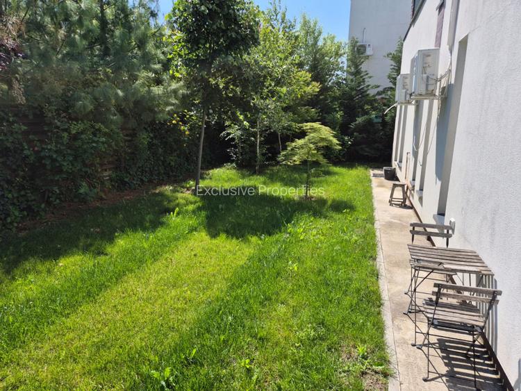 Vila moderna si eleganta in Otopeni, curte amenajata si terase generoase - 7