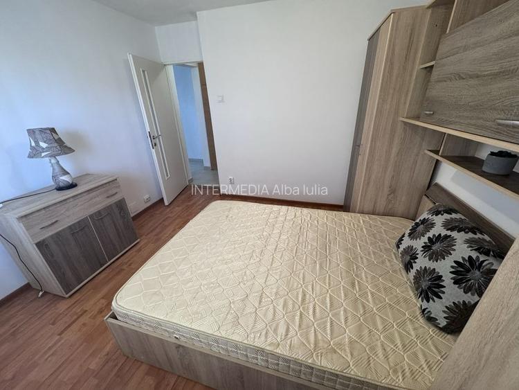 APARTAMENT 2 CAMERE I DECOMANDAT I CETATE I ETAJ 3 I MOBILAT I - 4