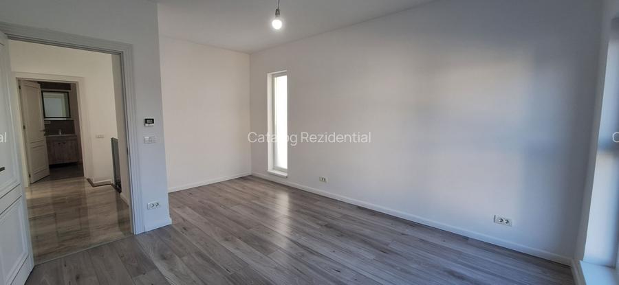 Casa de vanzare in zona Voluntari - 13