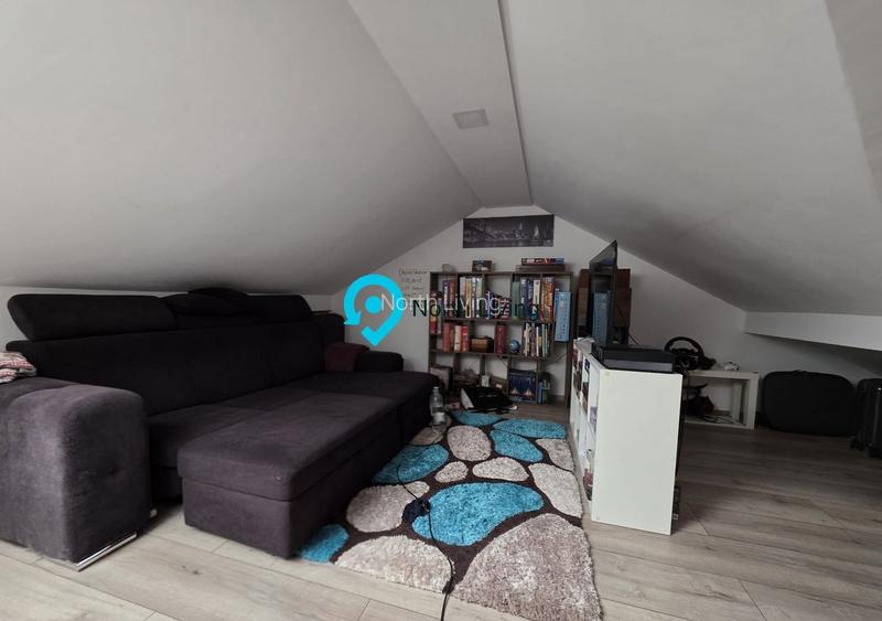 Vila 4 camere Cosmopolis - 12