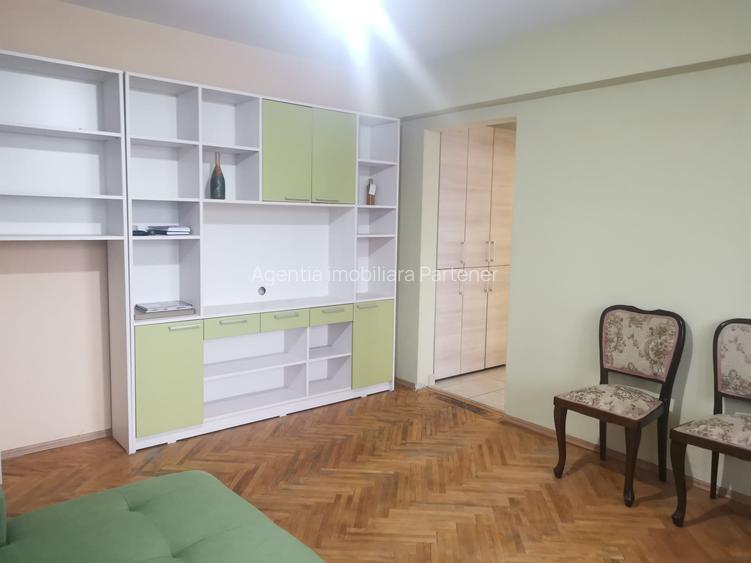 2 camere Fratii Golesti, etaj 1, finisaje medii, mobilat! - 3