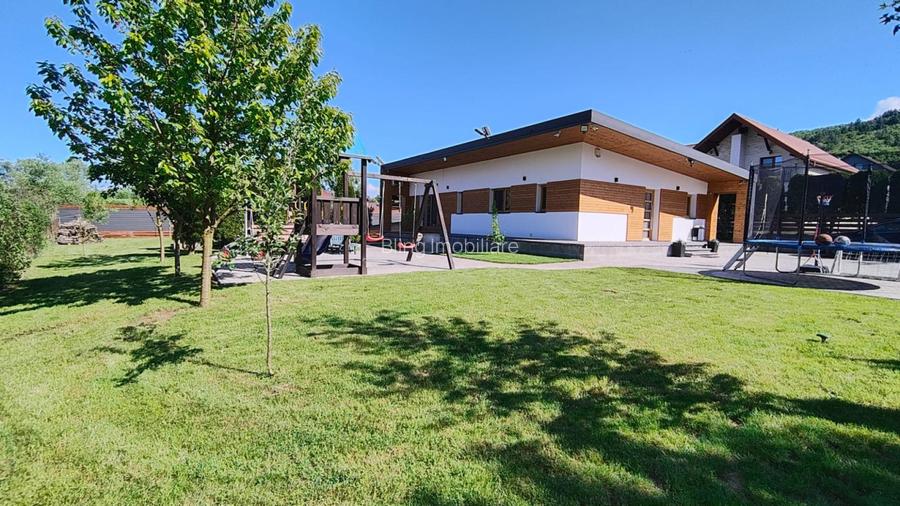 Casa individuala | 4 camere | 92 mp | 393 mp teren | Gilau - 13