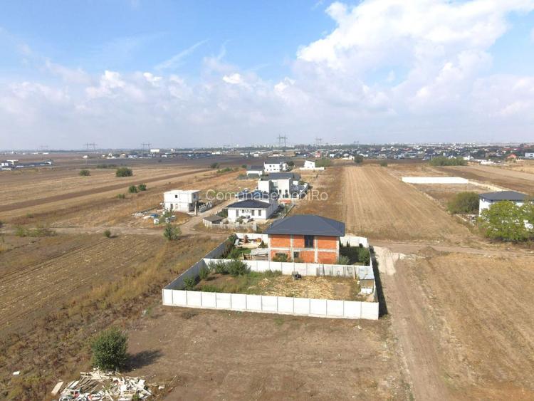 Teren Intravilan Fluturilor in rate | utilitati: curent, gaze | #UG8E - 2