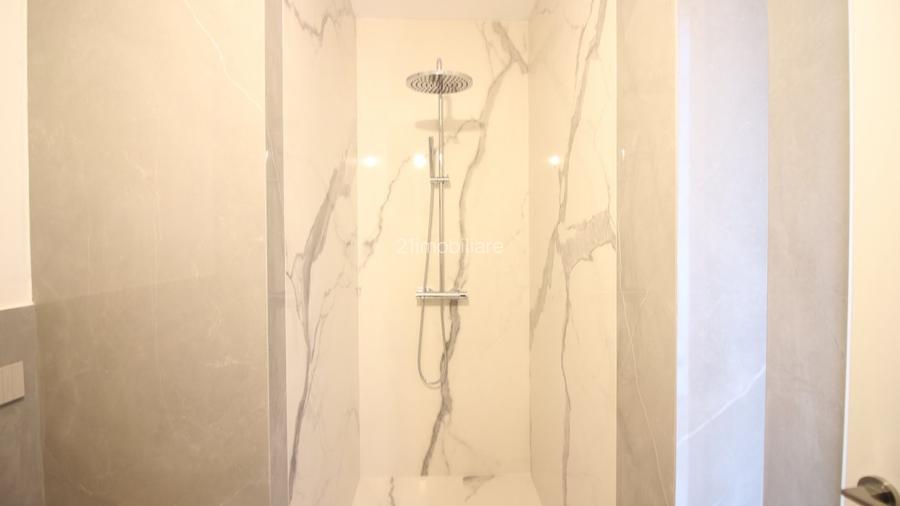 Penthouse 4 camere, 125 mp, 3 bai, terasa 97 mp, etaj 3/3, lift, singur pe etaj - 17