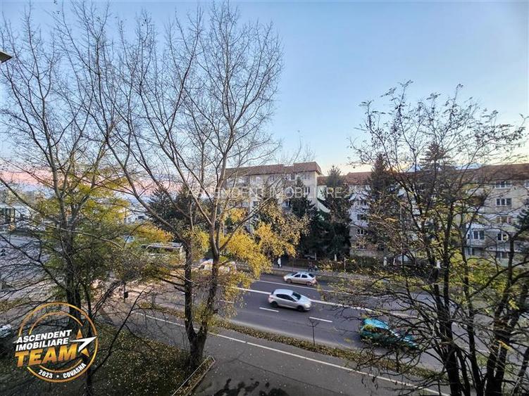 Vanzare/schimb cu 2cam:Central, 3camere,decomandat,2bai,2balcoane,E.V, perspecti - 5