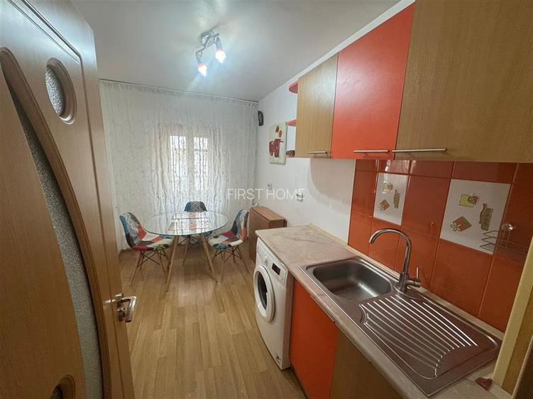 Ap 2 cam, et 1/4,54 mp utili, complet mobilat, str Popa Sapca,POMPIERI - 6