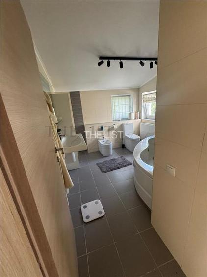 Vila 5 camere cu curte matura in Otopeni - 29