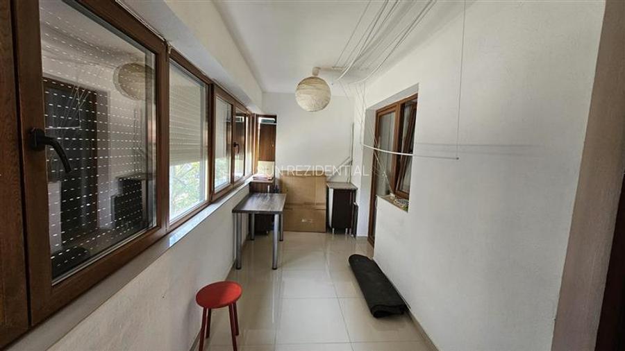 Berceni- Dimitrie Leonida 3 camere, Loc de parcare - 12