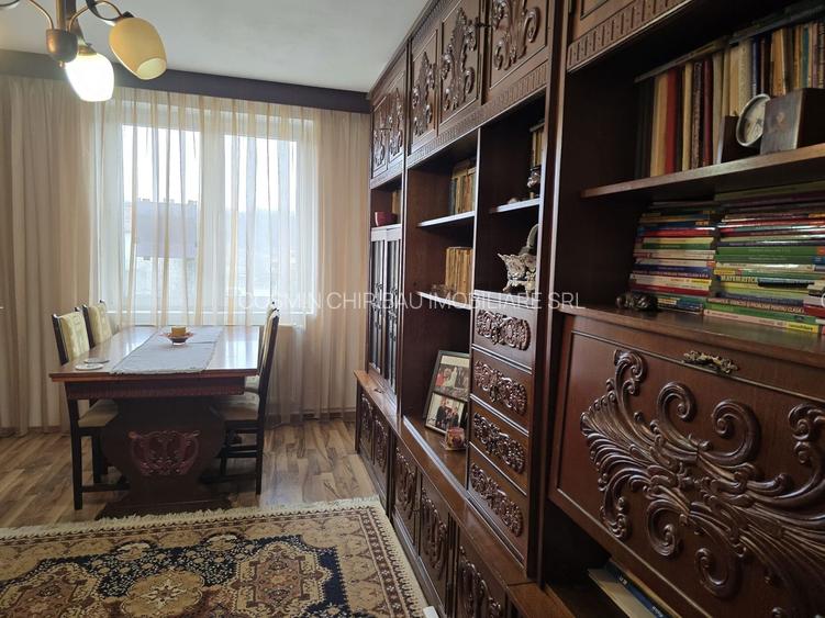 LOC. RACACIUNI,  APARTAMENT 3 CAMERE - 3