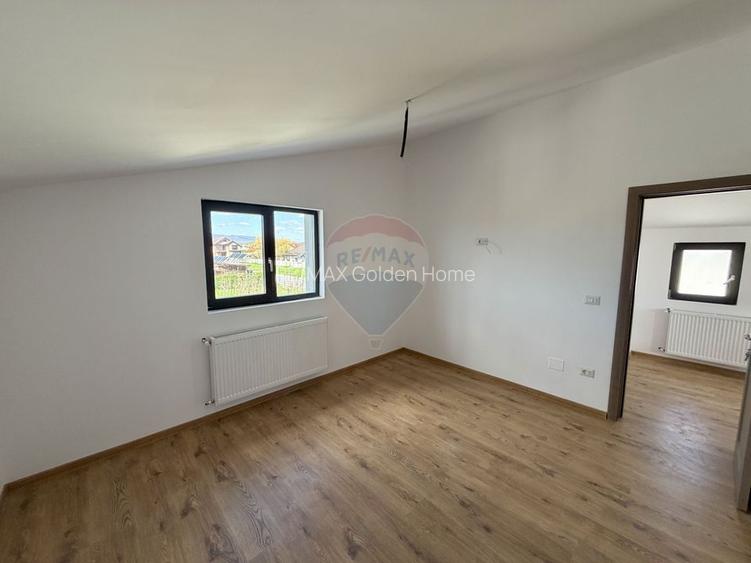 Casă / Vilă Golesti - 15