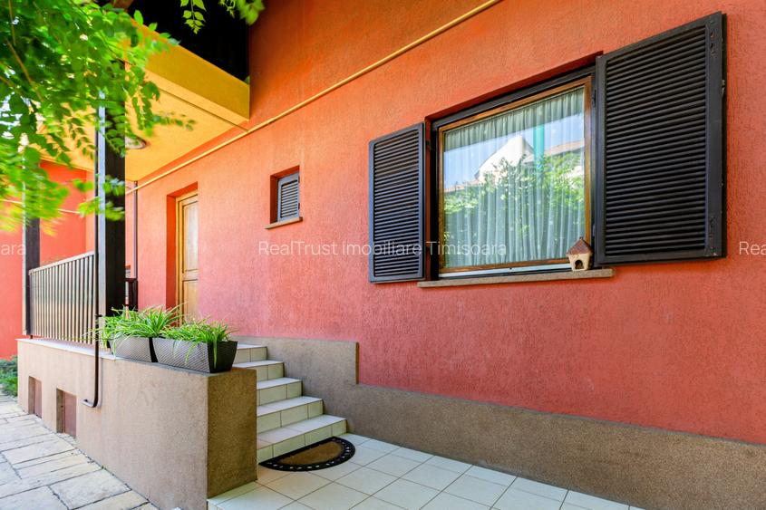 Vilă S+P+M, 2 fronturi stradale, ideală locuit/birouri/clinică, grădiniță, etc - 2