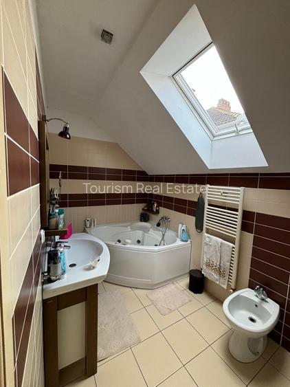 Casa superba Parcul Subarini - 12