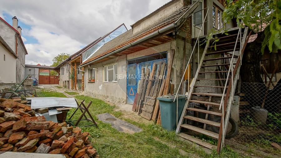 Casa spatioasa cu teren generos, in zona centrala a Sacelelor - 31