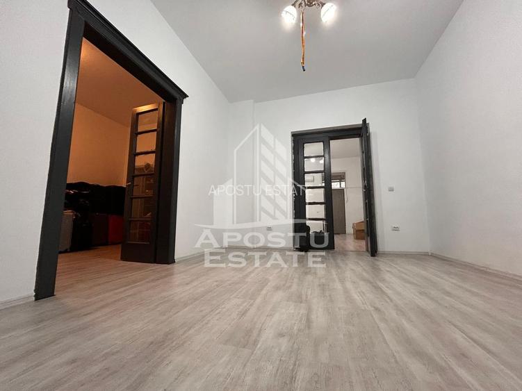 Casă la curte comună, renovată complet în 2024 in zona Iosefin - 2