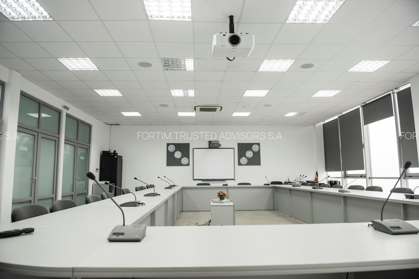 Cladire de birouri/servicii/productie - 8