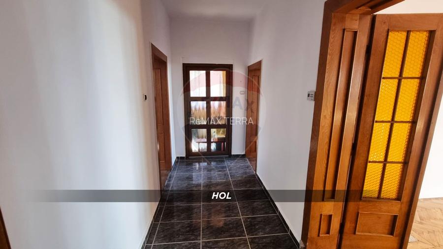 Casă / Vilă cu 5 camere de vânzare în zona Orasul Vechi - 11