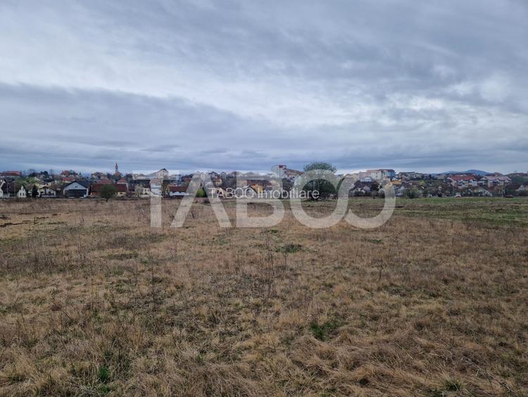 Teren intravilan 1500 mp zona Campsor cartierul Strand - 4