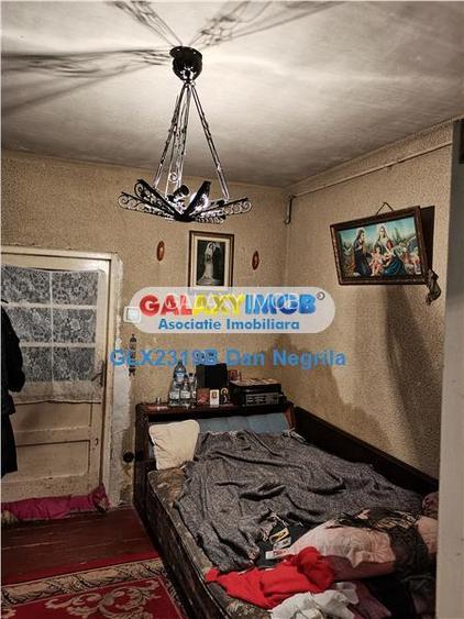 Domenii, urgent, casa3 camere,curte proprie - 5