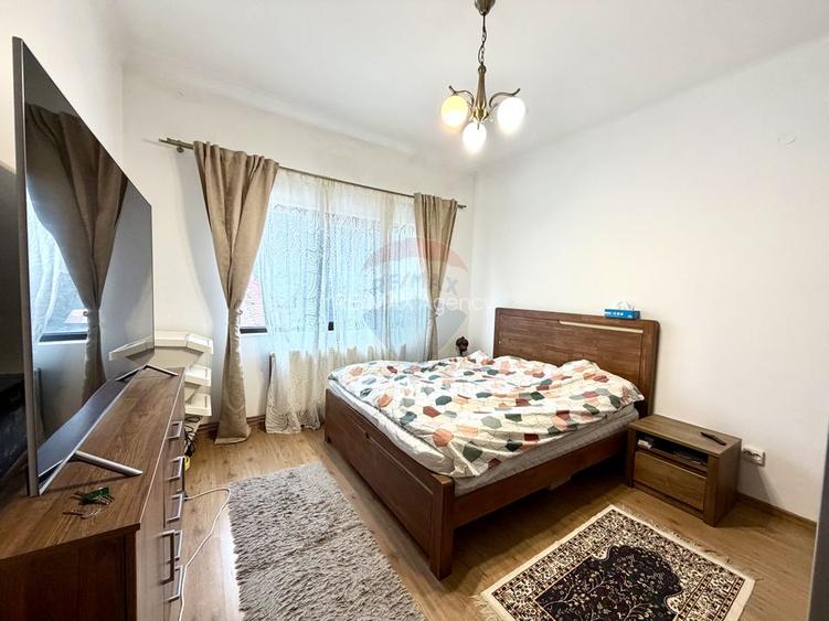 Apartament 3 Camere de vanzare Str. Popa Soare - 2