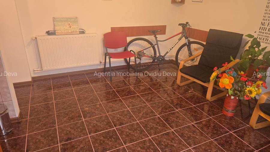 Vand garsoniera decomandata in Deva, zona Zamfirescu, parter, scurgeri separate - 7