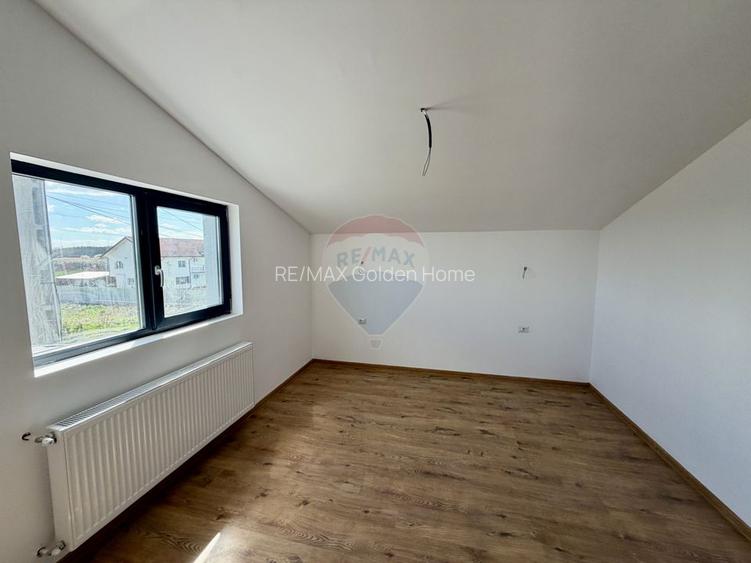 Casă / Vilă Golesti - 12