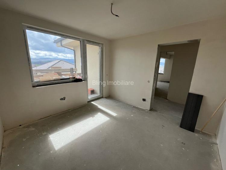 Casa individuala, 5 camere , 137mp uitli cu 415mp de teren. Dezmir - 3