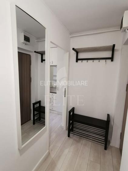 Apartament 3 camere în zona STRAZII LACRAMIOARELOR - 17