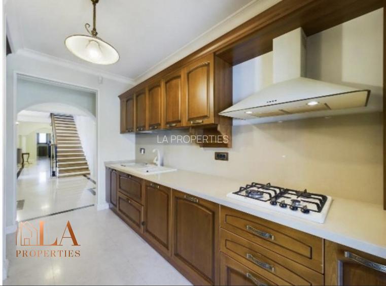 Vila 7 camere mobilata | Teren 1118mp | Piscina acoperita I Domnesti - 3