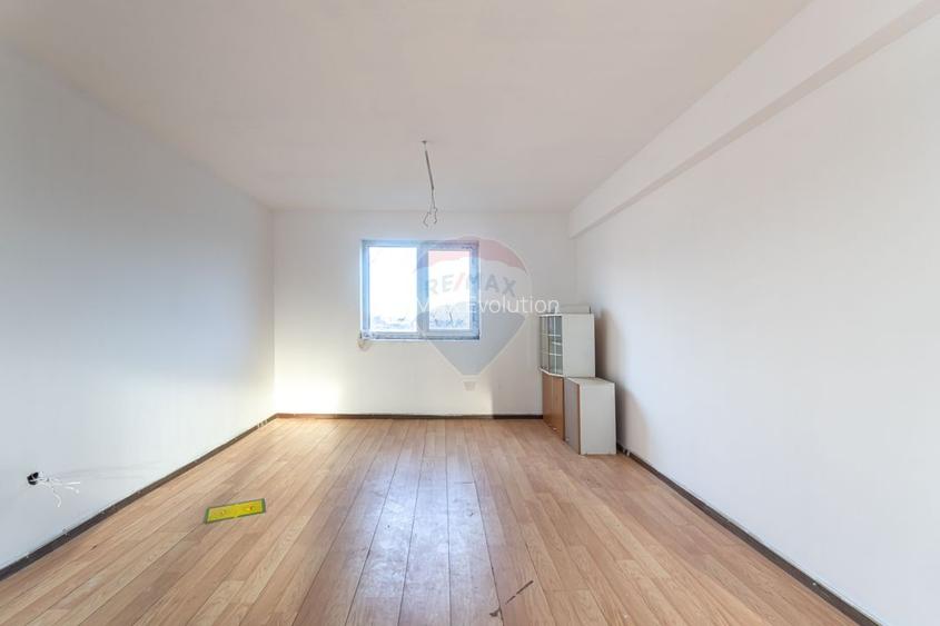 Casa de vanzare | 5 camere | Teren 1,100 mp | STUPINI | COMISION 0% - 22