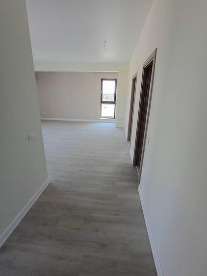 3 camere bloc nou finalizat - Loc parcare "la gata "