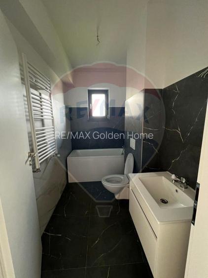 Apartament cu 2 camere de închiriat in bloc nou Valcom Residence III - 4