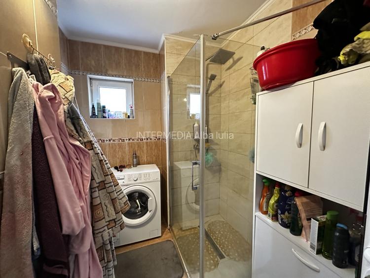 Apartament 3 camere Deco Sub-Stadion 2 Bai Balcon Etaj 2 Finisat Mobilat Utilat - 12