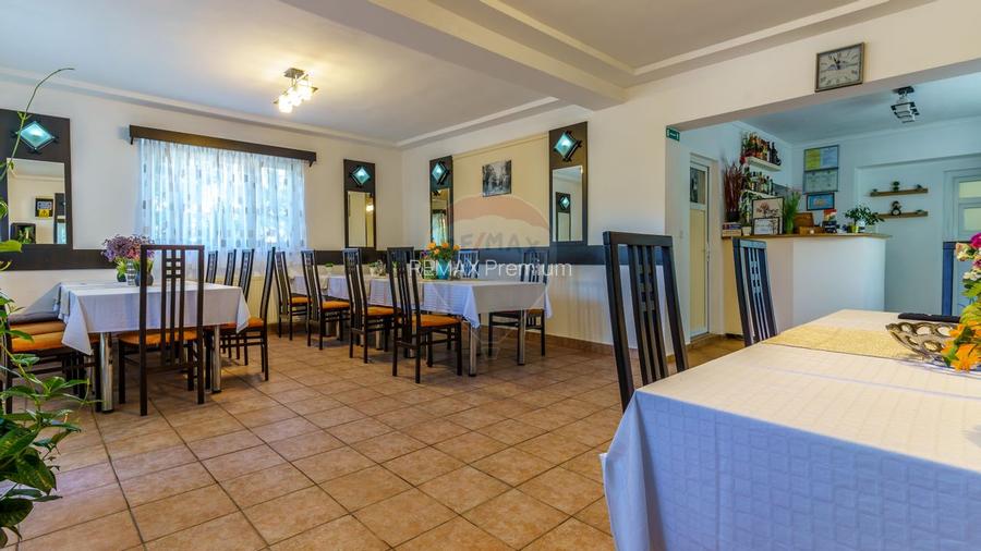 Pensiune cu 16 camere de vanzare, potential investitie,COMISION 0 - 17