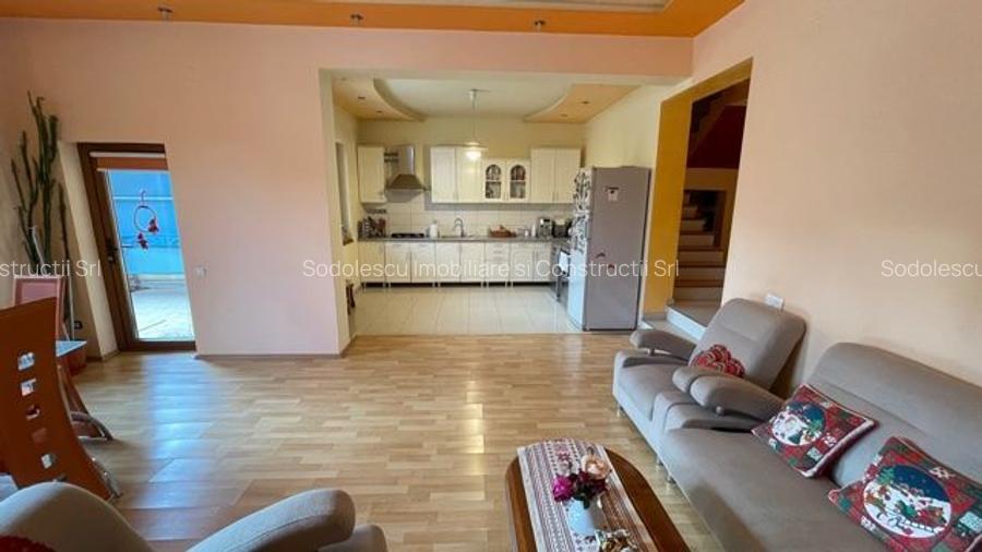 CASA IN ZONA BUCOVINA - 4