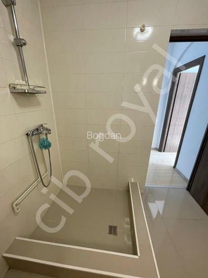 Garsoniera dubla,Universitate,langa metrou si Grand hotel,Bd. Nicolae Bălcescu - 17