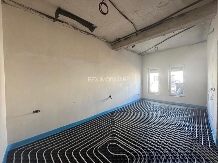 Duplex pe parter - 3 camere - teren generos -  Sacalaz - 3