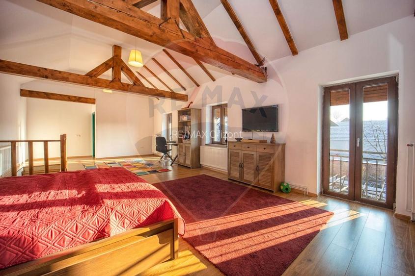 Casă cu două corpuri, teren 835 mp, str. I.L. Caragiale, Râșnov - 7