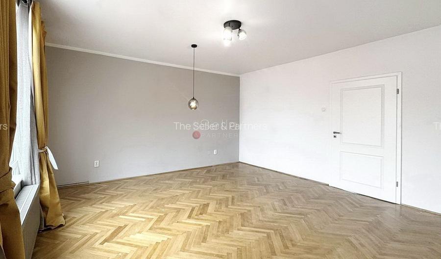 Structura Generoasa | Priveliste spre Vf. Tampa - 4