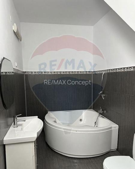 Apartament spațios în casă - 6