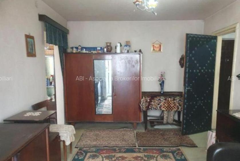 Berceni/Luica,apartament 2 camere cf2, etaj 4/10 55.000euro - 5