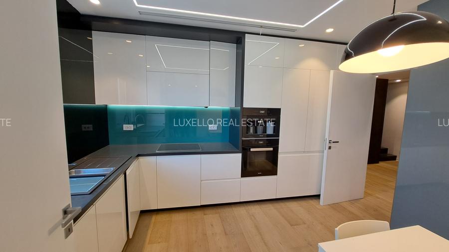 APARTAMENT 4 CAMERE CU SCARA INTERIOARA TIP LOFT -ULTRA LUX - 13