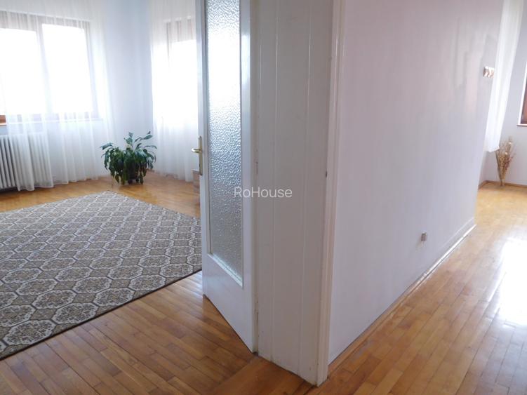 apartament cu 5 camere, curte si gradina - 10