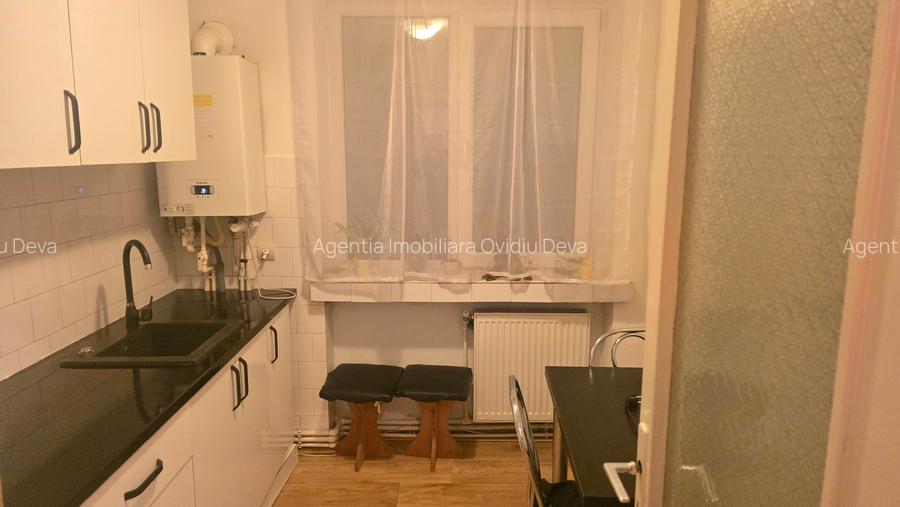 Inchiriez apartament cu 2 camere in Deva, zona Aleea Transilvaniei, et 1 - 4