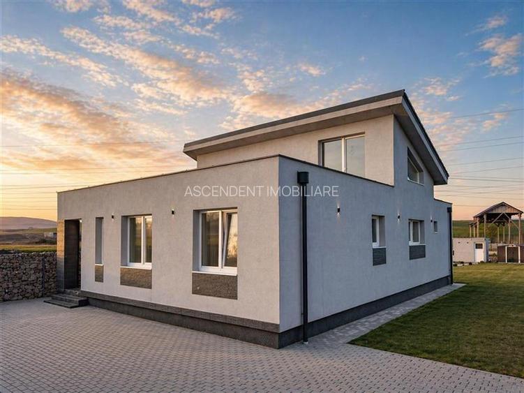 Resedinta rafinata&luminoasa, in cel mai nou cartier,aria Sepsi Arena: locul und - 12