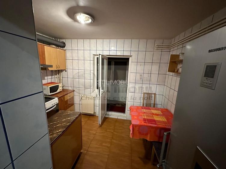 Ap 3 cam decomandat Nicolina, 65 mp, etaj 2/4, 149.900 € neg. - 8