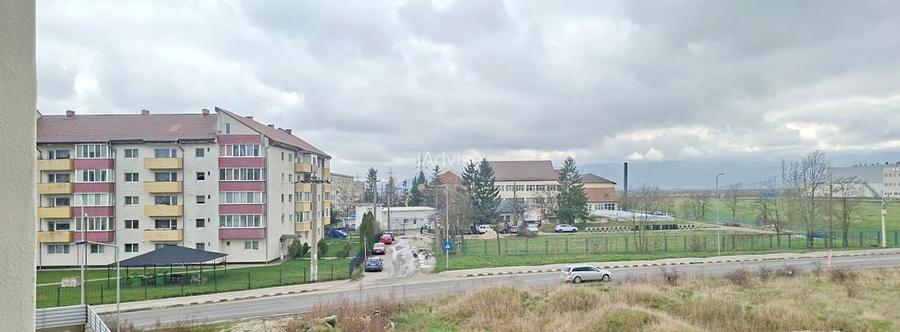 Apartament generos 2 camere Codlea - 9