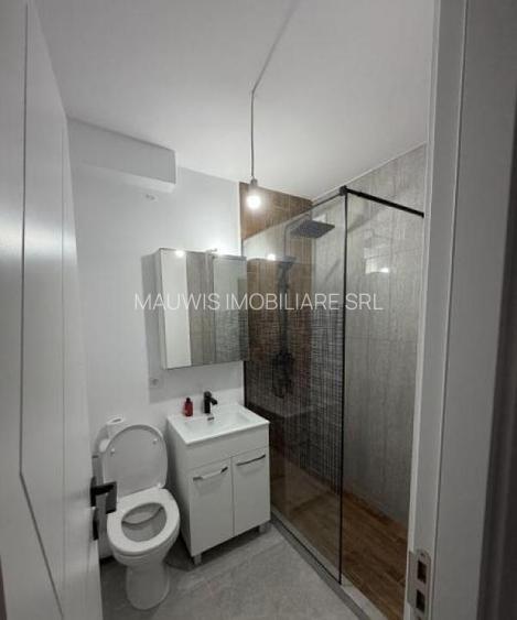 Vatra Luminoasa /  et 5 / renovat la cheie / - 5